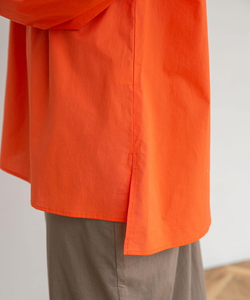 UR Lab.（アーバンリサーチラボ）の「スタンドカラーボタンブラウス（シャツ/ブラウス・レディース・スミクロ/ホワイト/オレンジ・FREE）」の12枚目の写真
