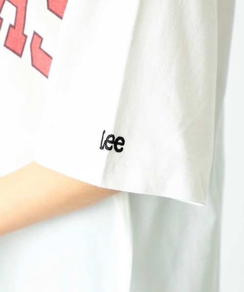 Lee（リー）の「COLLEGE PRINT       H/S TEE（Tシャツ/カットソー・メンズ・ホワイト/ブルー系その他/グレイッシュベージュ・SMALL/MEDIUM）」の21枚目の写真