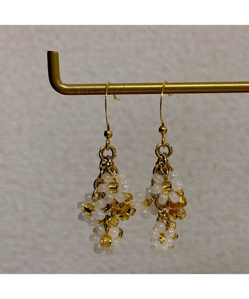 tone(トーン)の「【LoveAmooN】beads flower(MA)(ピアス(両耳用)・レディース・A/B/C/D/E/F/G/H/I・FREE)」の7枚目の写真