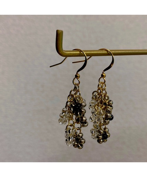 tone(トーン)の「【LoveAmooN】beads flower(MA)(ピアス(両耳用)・レディース・A/B/C/D/E/F/G/H/I・FREE)」の14枚目の写真