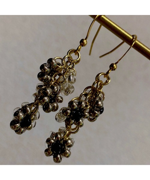 tone(トーン)の「【LoveAmooN】beads flower(MA)(ピアス(両耳用)・レディース・A/B/C/D/E/F/G/H/I・FREE)」の15枚目の写真