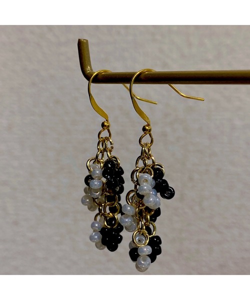tone(トーン)の「【LoveAmooN】beads flower(MA)(ピアス(両耳用)・レディース・A/B/C/D/E/F/G/H/I・FREE)」の16枚目の写真