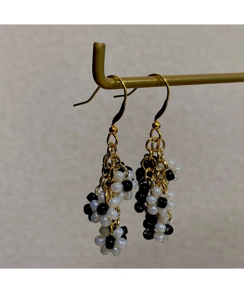 tone(トーン)の「【LoveAmooN】beads flower(MA)(ピアス(両耳用)・レディース・A/B/C/D/E/F/G/H/I・FREE)」の17枚目の写真