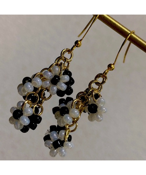 tone(トーン)の「【LoveAmooN】beads flower(MA)(ピアス(両耳用)・レディース・A/B/C/D/E/F/G/H/I・FREE)」の18枚目の写真