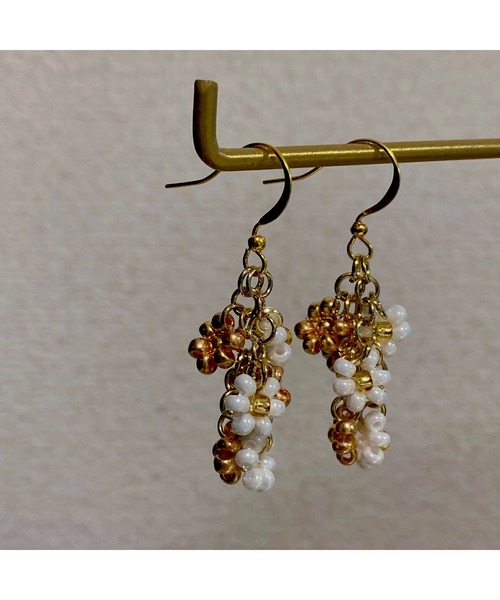 tone(トーン)の「【LoveAmooN】beads flower(MA)(ピアス(両耳用)・レディース・A/B/C/D/E/F/G/H/I・FREE)」の20枚目の写真