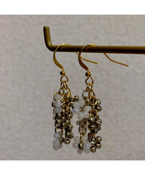 tone(トーン)の「【LoveAmooN】beads flower(MA)(ピアス(両耳用)・レディース・A/B/C/D/E/F/G/H/I・FREE)」の22枚目の写真