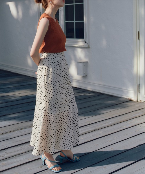 titivate（ティティベイト）の「ﾗﾝﾀﾞﾑﾘﾌﾞﾉｰｽﾘｰﾌﾞﾆｯﾄﾄｯﾌﾟｽ（Tシャツ/カットソー・レディース・アイボリー/ライトブルー/ブラウン/ブラック・S/M/L）」の12枚目の写真