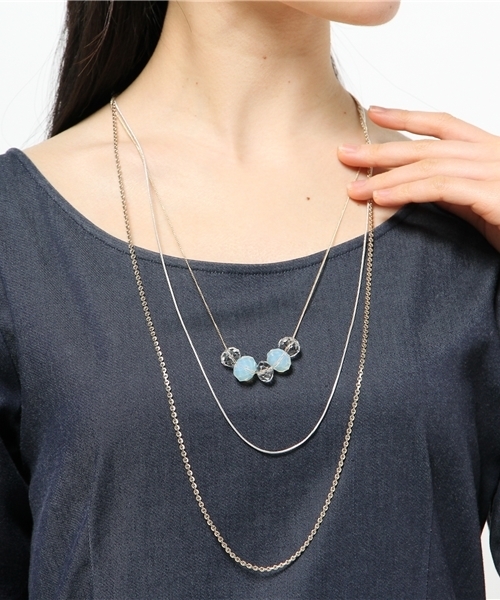 earth music&ecology(アースミュージックアンドエコロジー)の「ガラスネックレス(ネックレス・レディース・ブラウン/クリア・FREE)」の5枚目の写真