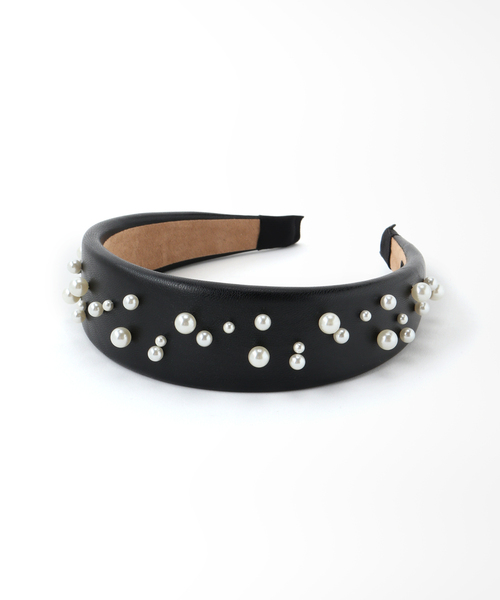 SLOBE IENA(スローブイエナ)の「【aile/エール 】 パールヘアバンド(ヘアバンド・レディース・ブラック/ベージュ・FREE)」の2枚目の写真