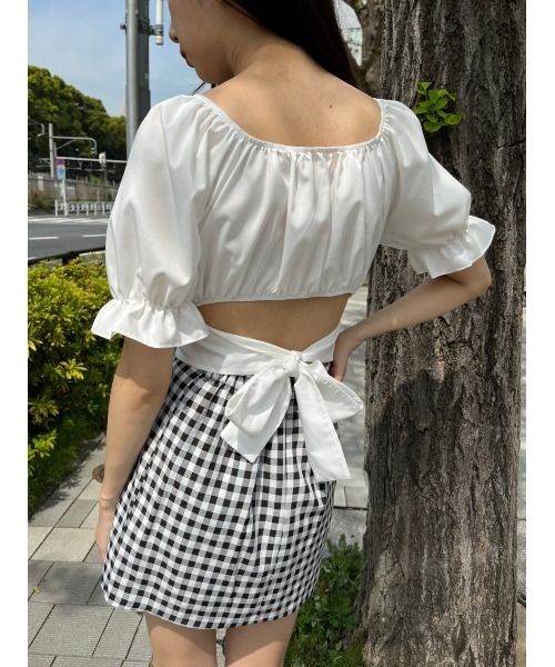 WC（ダブル シー）の「バックリボンショートブラウス（シャツ/ブラウス・レディース・ホワイト/ブラック/サックスブルー・FREE）」の4枚目の写真