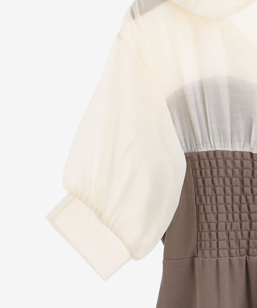 MAJESTIC LEGON（マジェスティックレゴン）の「シャツドッキングカットワンピ（ワンピース・レディース・グレー/モカ/ベージュ・MEDIUM）」の19枚目の写真