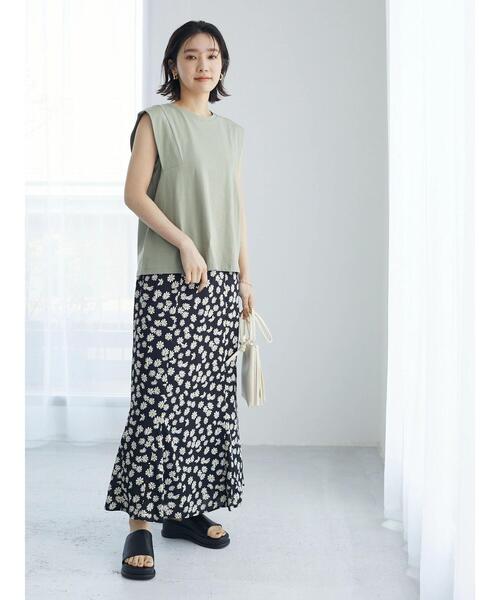 Sugar spoon（シュガースプーン）の「・SUGAR SPOON スクエアTシャツ（Tシャツ/カットソー・レディース・ブラック/オフホワイト/カーキ/グレイッシュベージュ・FREE）」の22枚目の写真