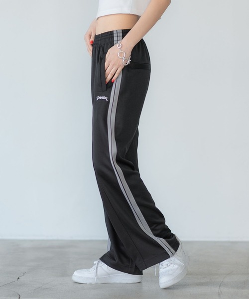 PBLIM(ページボーイリム)の「PAGEBOYLIM/カラーラインパンツ(スウェットパンツ・レディース・ブラック/オレンジ/ブルー・MEDIUM/LARGE)」の8枚目の写真