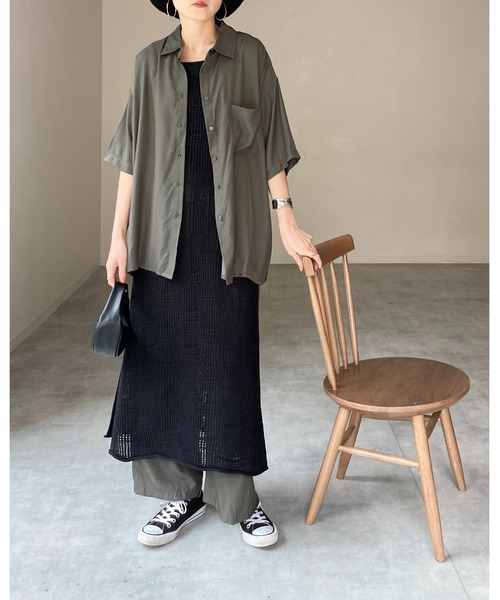 稀少 コムサデモード ベロア 透かし ワンピース ロング スリット 黒 ベージュ She's Closet（シーズクローゼット）の「メッシュ編み透かし柄