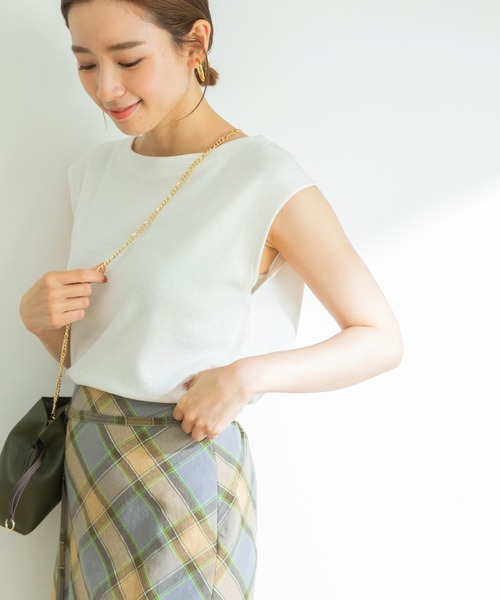 URBAN RESEARCH（アーバンリサーチ）の「サーマルボートネックカットソー（Tシャツ/カットソー・レディース・オフホワイト/ブラック/カーキ/グリーン系その他/オレンジ系その他・FREE）」の14枚目の写真