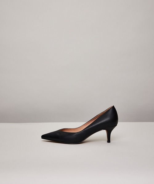 ROPE'（ロペ）の「ポインテッドパンプス（パンプス・レディース・ブラック/ベージュ系その他/パープル・35.5/36/36.5/37/37.5/35）」の2枚目の写真