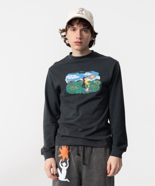 Carne Bollente（カルネボレンテ）の「SHARE SOME LOVE（Tシャツ