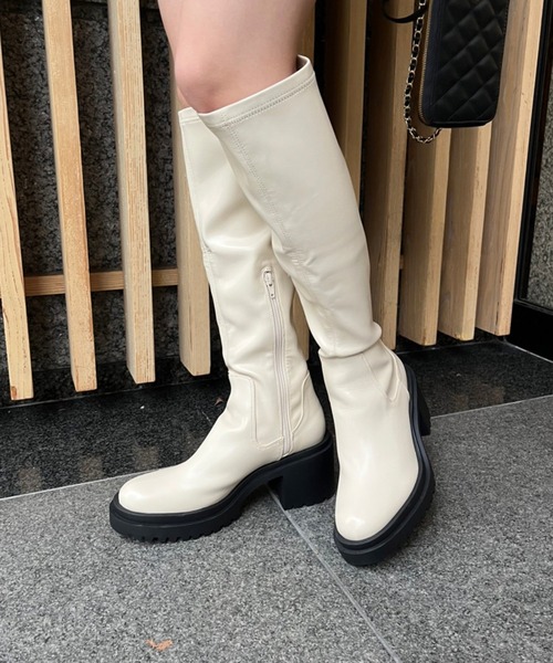 one after another NICE CLAUP（ワンアフターアナザーナイスクラップ）の「ヒールアップタンクロングブーツ（ブーツ・レディース・アイボリー/ブラック・MEDIUM/SMALL/LARGE）」の8枚目の写真