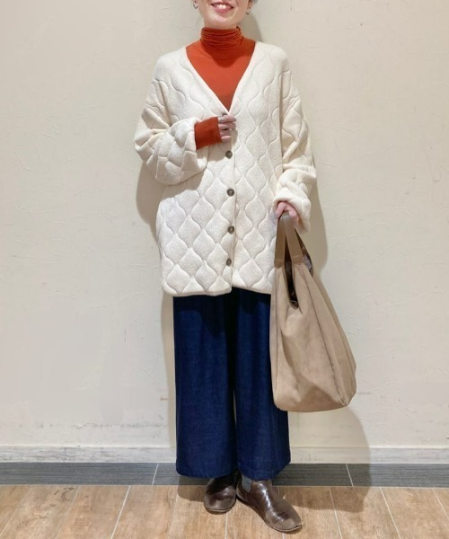 BEARDSLEY(ビアズリー)の「シルク混ハイネックカットソー(Tシャツ/カットソー・レディース・オレンジ/グレー・フリー)」の17枚目の写真