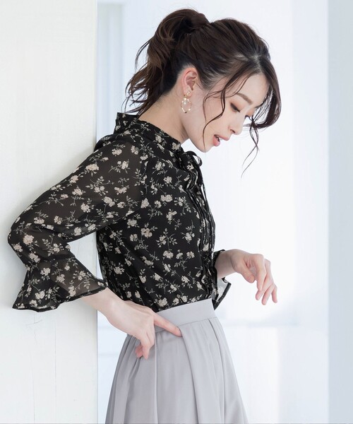 the row 花柄リボン付き長袖ブラウス the row 花柄リボン長袖ブラウス