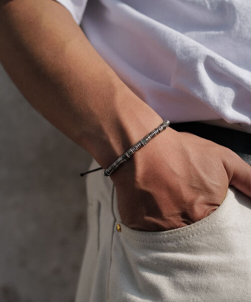 wakami（ワカミ）の「wakami × bPr BEAMS / 別注 メタルビーズ ブレスレット 2023（ブレスレット・メンズ・その他1/その他2・ONE SIZE）」の4枚目の写真
