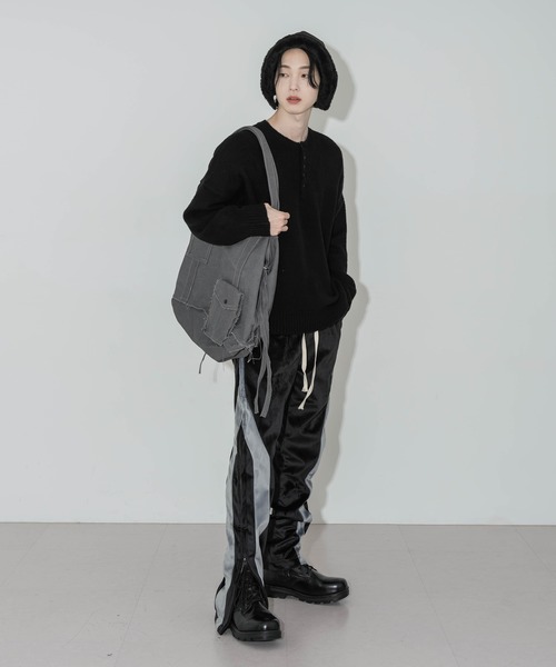 FOLLOWIN(フォロウィン)の「リバーシブルふわふわウィンターフェイクファー帽子(ハット・レディース・ブラウン/ベージュ/ブラック・FREE)」の4枚目の写真