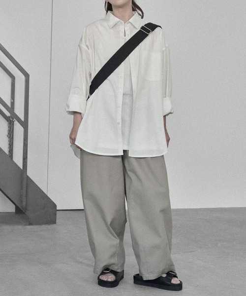 RUUBON（ルーボン）の「【RUUBON】canvas big shoulder bag / キャンバス ビッグ ショルダーバッグ（ショルダーバッグ・メンズ・ナチュラル/ブラック/グレー・FREE）」の17枚目の写真