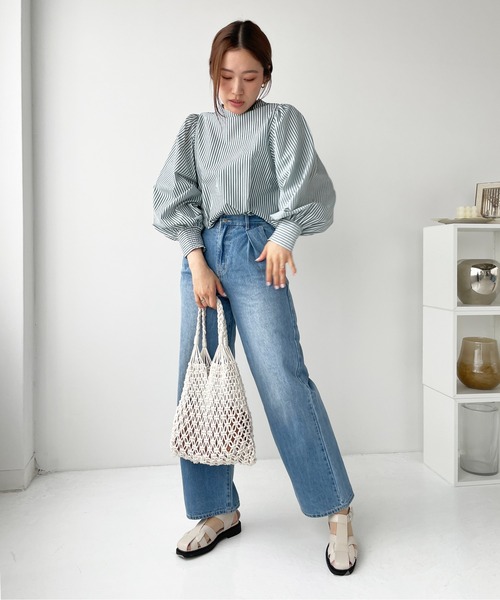 Meli rich(メリーリッチ)の「前後2WAYボリュームスリーブブラウス(シャツ/ブラウス・レディース・オレンジ/サックスブルー/グリーン/ネイビー/オフホワイト/グレイッシュベージュ・MEDIUM)」の10枚目の写真