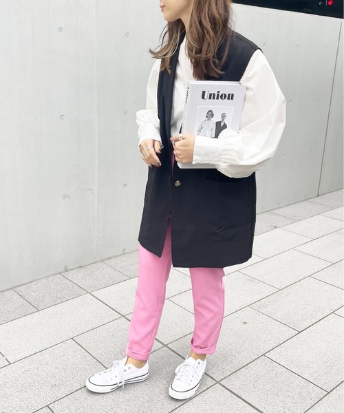 Meli rich(メリーリッチ)の「前後2WAYボリュームスリーブブラウス(シャツ/ブラウス・レディース・オレンジ/サックスブルー/グリーン/ネイビー/オフホワイト/グレイッシュベージュ・MEDIUM)」の19枚目の写真