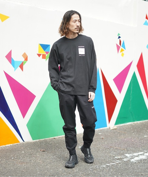 RVCA（ルーカ）の「RVCA メンズ  VA BOXED RVCA LT ロングスリーブＴシャツ【2023年春夏モデル】/ルーカバックプリントロゴ長袖ロンT（Tシャツ/カットソー・メンズ・サンドベージュ/ブラック/ホワイト・X-LARGE/MEDIUM/LARGE）」の16枚目の写真