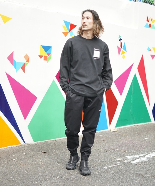 RVCA（ルーカ）の「RVCA メンズ  VA BOXED RVCA LT ロングスリーブＴシャツ【2023年春夏モデル】/ルーカバックプリントロゴ長袖ロンT（Tシャツ/カットソー・メンズ・サンドベージュ/ブラック/ホワイト・X-LARGE/MEDIUM/LARGE）」の17枚目の写真