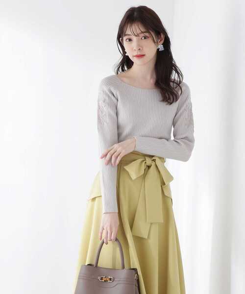 PROPORTION BODY DRESSING(プロポーションボディドレッシング)の「シフォンエンブロイダリーリブニット / 1213170209(ニット/セーター・レディース・グレー/イエロー/ネイビー・FREE)」の2枚目の写真