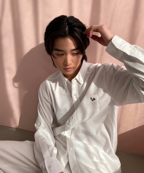 one after another NICE CLAUP（ワンアフターアナザーナイスクラップ）の「【LIMMSE】ロゴ刺繍オーバーサイズシャツ（シャツ/ブラウス・レディース・サックスブルー系/ピンク/ブラック/オフホワイト・FREE）」の7枚目の写真