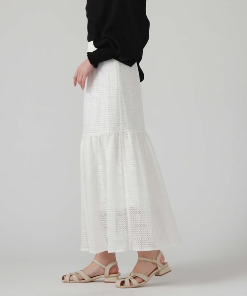 archives(アルシーヴ)の「メッシュレースティアードスカート(スカート・レディース・ブラック/オフホワイト/グリーン/ピンクベージュ・MEDIUM)」の5枚目の写真