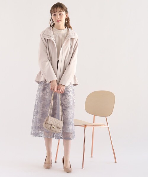 couture brooch（クチュールブローチ）の「【着回しの効く万能ブラウス】シャーリングフリルネックブラウス（シャツ/ブラウス・レディース・サックスブルー/アイボリー/ベビーピンク/ホワイト系3・40/38/42）」の15枚目の写真