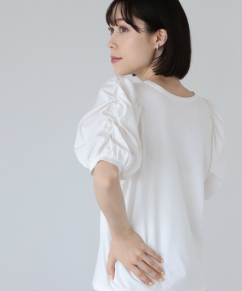 Ray BEAMS（レイビームス）の「Ray BEAMS / ギャザー パフスリーブ Tシャツ（Tシャツ/カットソー・レディース・ホワイト/ブラック/ケリー・ONE SIZE）」の15枚目の写真