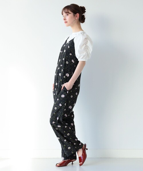 Ray BEAMS（レイビームス）の「Ray BEAMS / ギャザー パフスリーブ Tシャツ（Tシャツ/カットソー・レディース・ホワイト/ブラック/ケリー・ONE SIZE）」の18枚目の写真