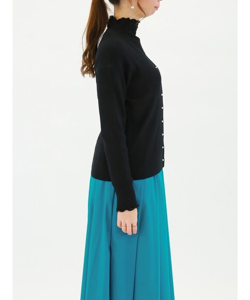 Te chichi（テチチ）の「パールボタンリブカーディガン（カーディガン/ボレロ・レディース・ブラック/ブルー/オフホワイト/ピンク・ﾌﾘ-）」の11枚目の写真