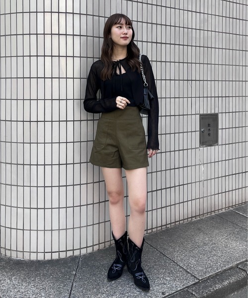 EPIMI E'PIMMY（エピミエピミー）の「カップ付きレースキャミソール（キャミソール・レディース・杢グレー/ブラック/オフホワイト・MEDIUM）」の21枚目の写真