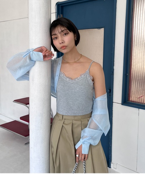 EPIMI E'PIMMY（エピミエピミー）の「カップ付きレースキャミソール（キャミソール・レディース・杢グレー/ブラック/オフホワイト・MEDIUM）」の8枚目の写真