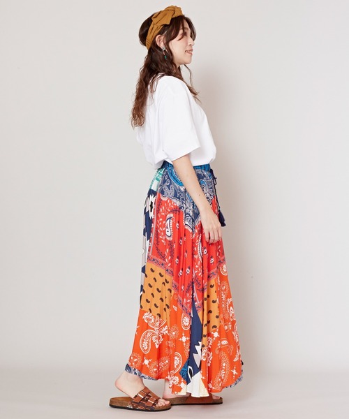 チャイハネ（チャイハネ）の「【チャイハネ】パッチワーク風プリントロングスカート（スカート・レディース・カラフル/ホワイト/パープル・FREE）」の16枚目の写真