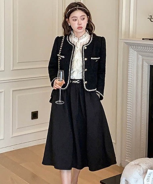 Sibra（シブラ）の「ツイードショート丈コ－ト（ノーカラージャケット・レディース・ブラック/ホワイト/ピンク・M）」の7枚目の写真