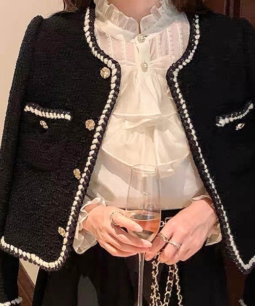 Sibra（シブラ）の「ツイードショート丈コ－ト（ノーカラージャケット・レディース・ブラック/ホワイト/ピンク・M）」の18枚目の写真