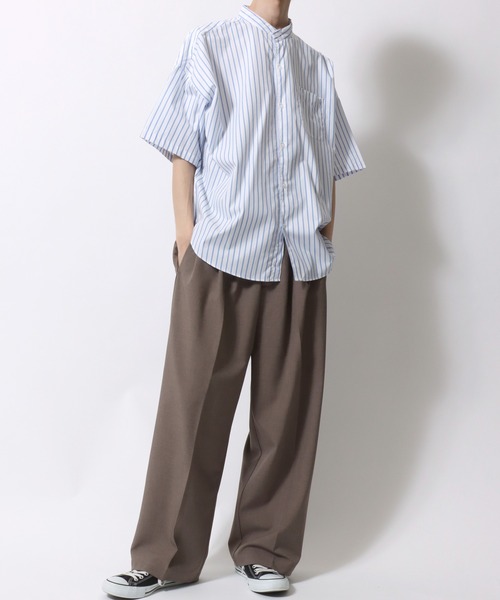 SITRY（シトリー）の「Oversize drop shoulder broadcloth band collar shirt/オーバーサイズ ドロップショルダー ブロード バンドカラー 半袖シャツ（シャツ/ブラウス・メンズ・ブラック/ホワイト/サックスブルー/グリーン/グレイッシュベージュ/イエロー系その他/ホワイト系その他/ブラック系その他/グリーン系その他/ブルー系その他/パープル系その他・M/L/XL）」の21枚目の写真
