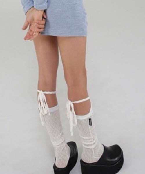 UGLY SHADOW（アグリーシャドウ）の「【Uglyshadow】LACE LONG SOCKS（ソックス/靴下・レディース・ホワイト/ブラック・ONE SIZE）」の22枚目の写真