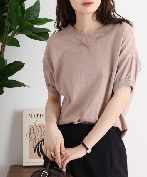 atONE(アットワン)の「atONE Vネックドルマン半袖綿ニット(Tシャツ/カットソー・レディース・ブラック/ライトグレー/ネイビー/杢グレー/グレイッシュベージュ/カーキ/ホワイト・LL~3L/4L~5L/M-L)」の5枚目の写真
