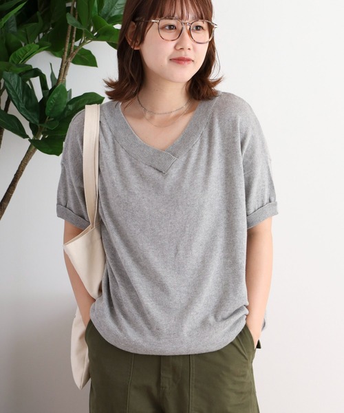 atONE(アットワン)の「atONE Vネックドルマン半袖綿ニット(Tシャツ/カットソー・レディース・ブラック/ライトグレー/ネイビー/杢グレー/グレイッシュベージュ/カーキ/ホワイト・LL~3L/4L~5L/M-L)」の22枚目の写真
