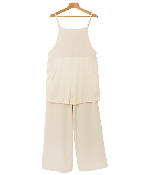 evernavy（エバーネイビー）の「とろみ素材スクエアネックサロペット（サロペット/オーバーオール・レディース・グレイッシュベージュ/キナリ/ネイビー/ブラック・M/S/L）」の5枚目の写真