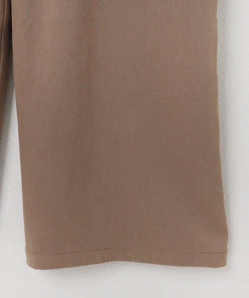 evernavy（エバーネイビー）の「とろみ素材スクエアネックサロペット（サロペット/オーバーオール・レディース・グレイッシュベージュ/キナリ/ネイビー/ブラック・M/S/L）」の15枚目の写真