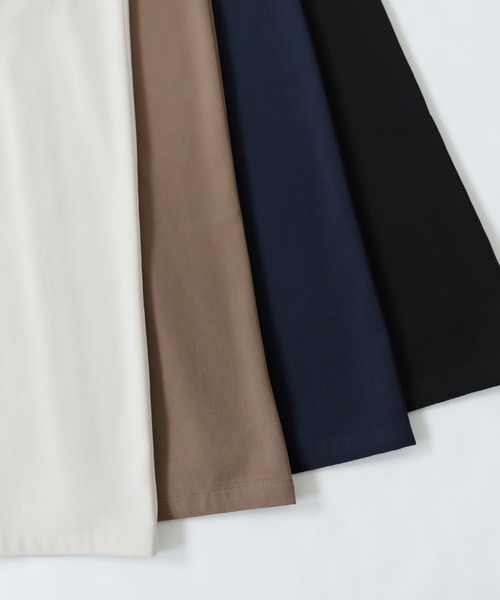 evernavy（エバーネイビー）の「とろみ素材スクエアネックサロペット（サロペット/オーバーオール・レディース・グレイッシュベージュ/キナリ/ネイビー/ブラック・M/S/L）」の12枚目の写真